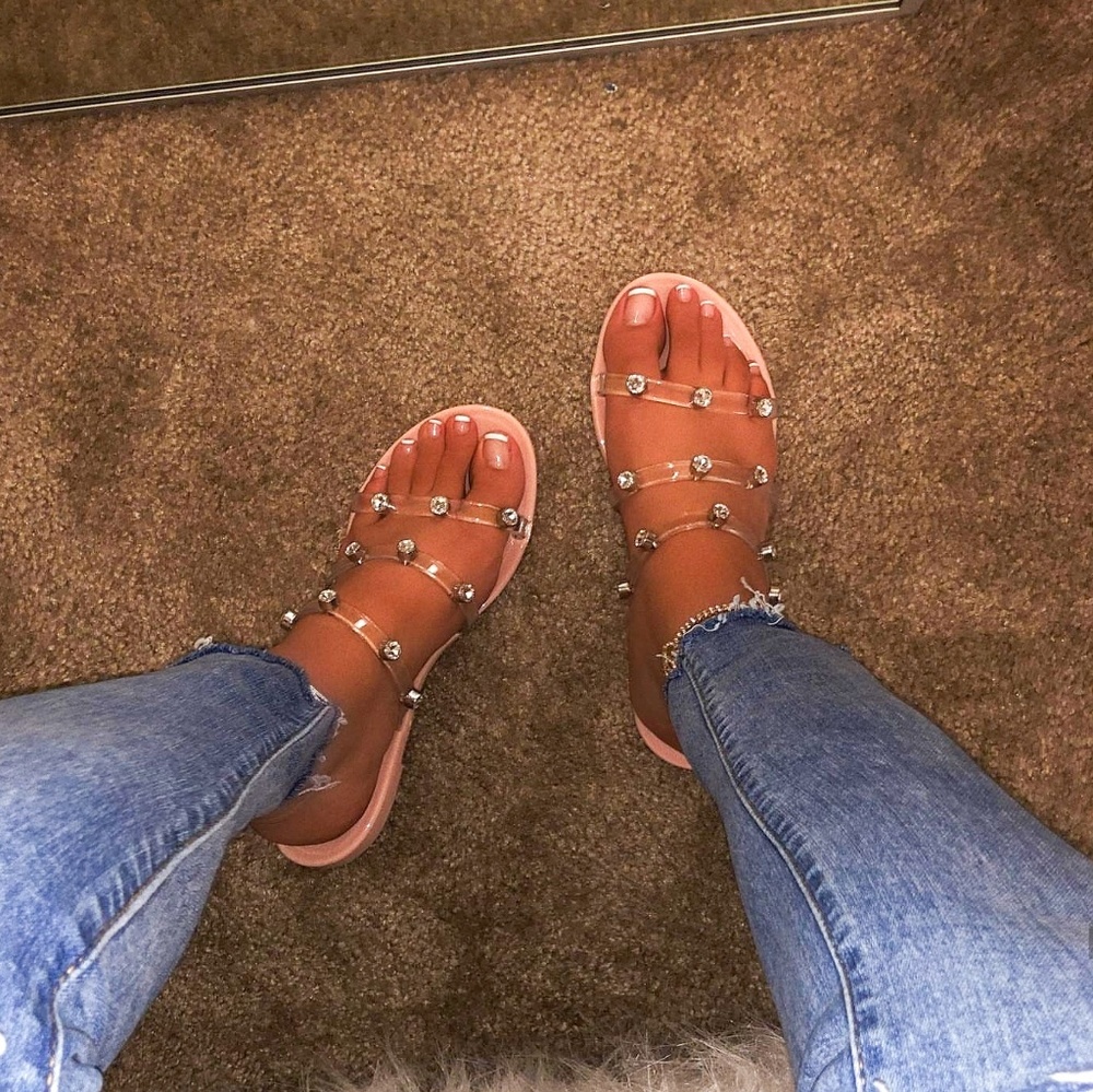 Fire girl 🔥 NUDE 👡🛍Last  pair